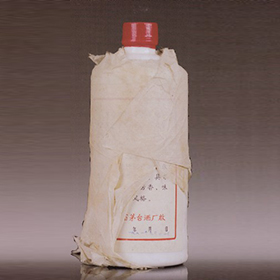 1981Nơé_