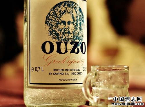 世界名酒茴香酒的釀造方法有特色