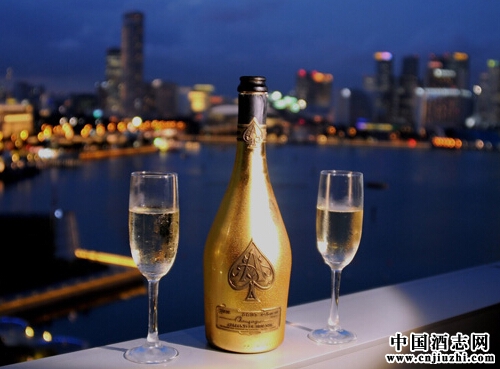 香檳酒的身世解答之香檳酒是哪個(gè)國(guó)家的