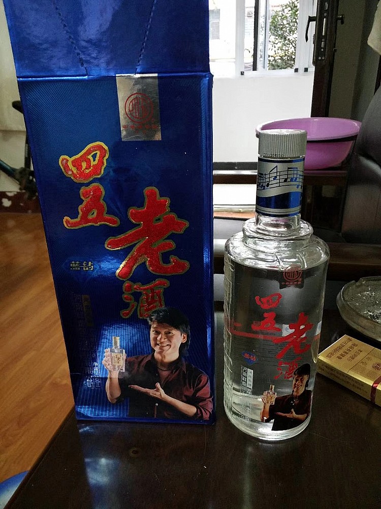 10ϾN