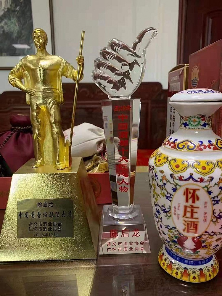 fSʮ